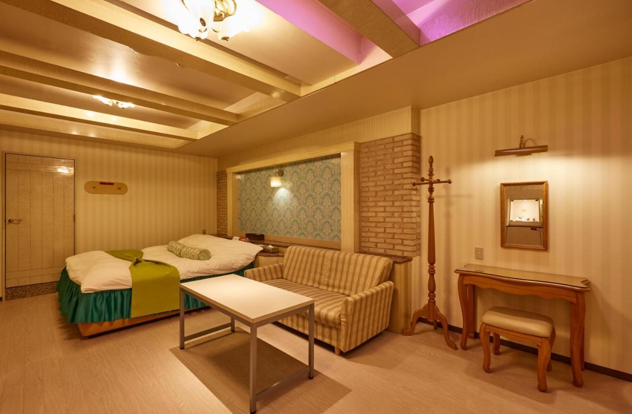 Hotel Christmas (Adults Only) Inazawa Exterior photo